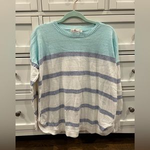 vineyard Vines women’s sweater. Size L